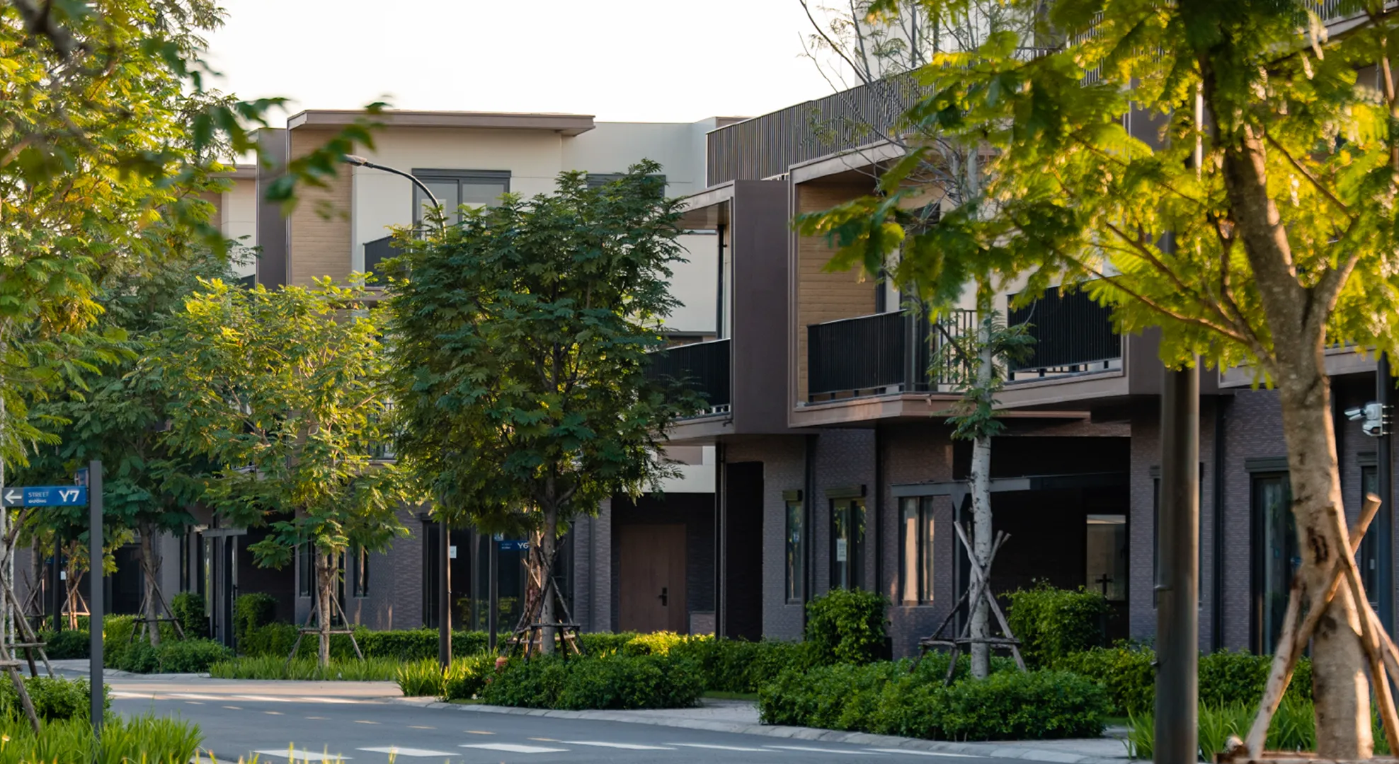Nhà Phố Vườn Ngay Tại Izumi City Có Đầy Đủ Tiện Ích Nội Khu. For Sale townhouse in Long Hung, Dong Nai posted by Tấn Đỗ