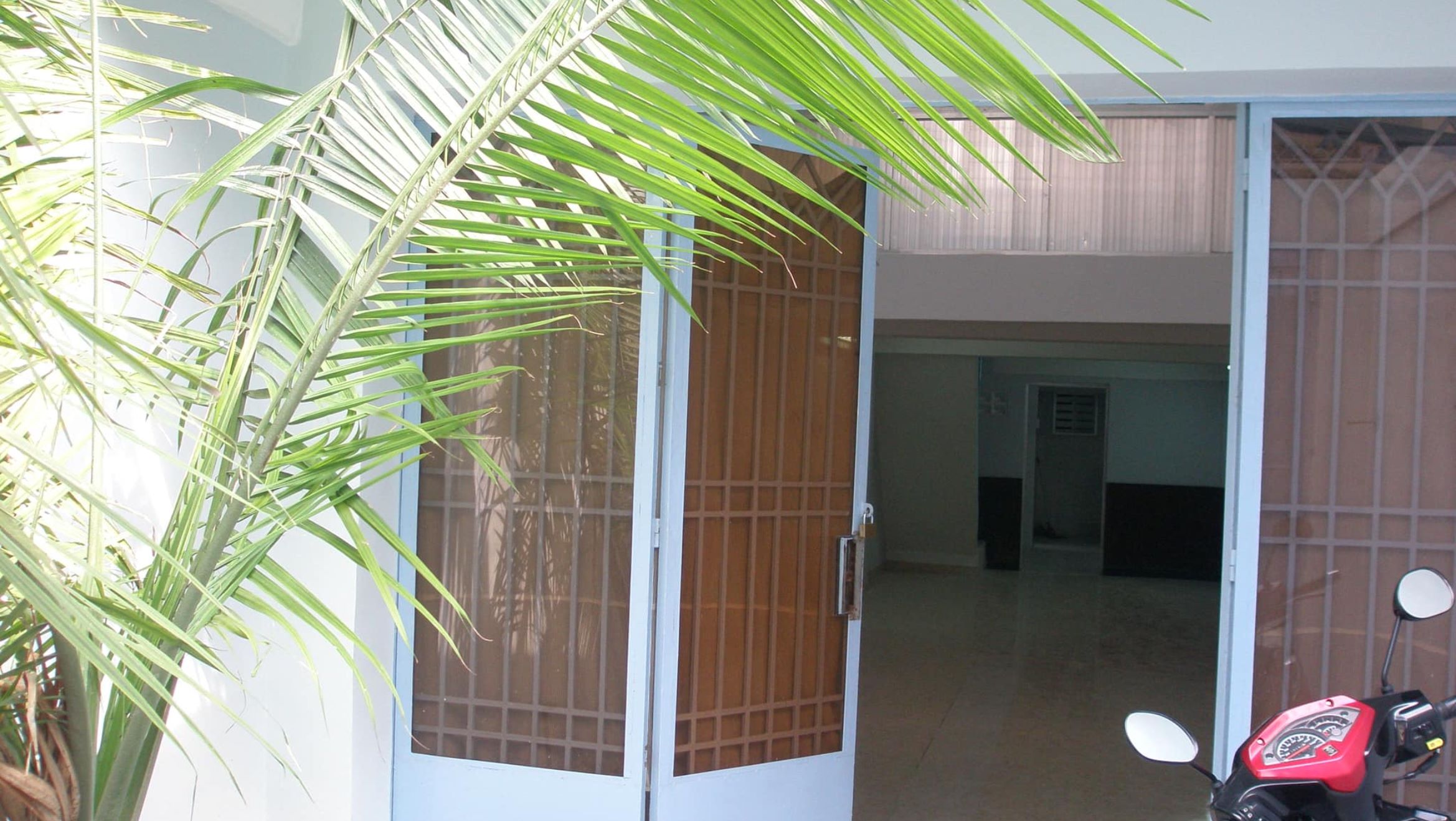BÁN NHÀ PHỐ DƯƠNG TRẠC CÓ HỢP ĐỒNG THUÊ 15TR/THÁNG - SỔ HỒNG CHÍNH CHỦ. Mua bán nhà riêng tại Hẻm 231 Dương Bá Trạc, Phường 1, Quận 8, Hồ Chí Minh được đăng bởi Căn Nhà Màu Vàng. Hình 2