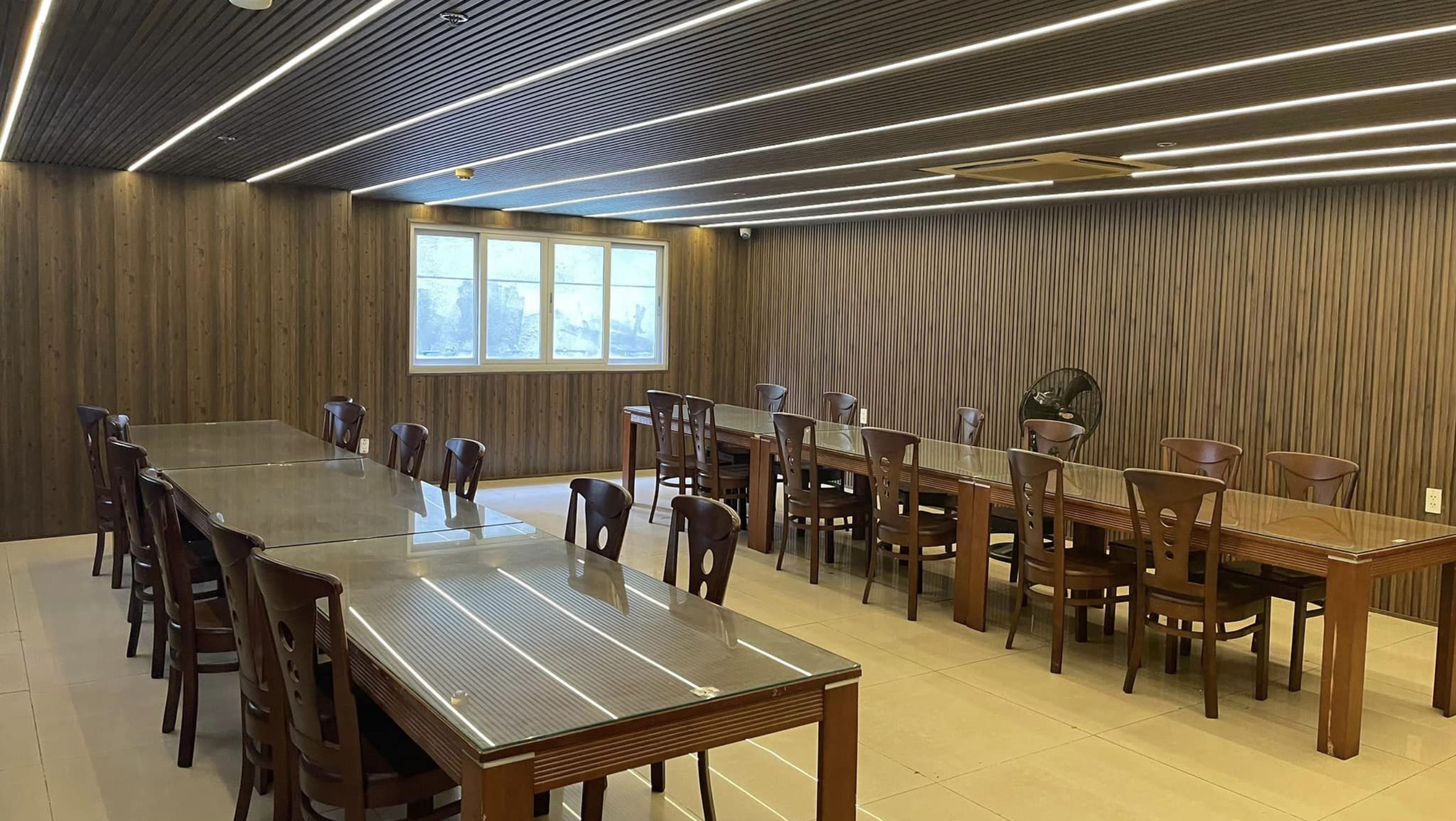 Cho Thuê 200m2 sàn tầng lửng toà nhà Master Building - 42 - 43 Trần Cao Vân, Quận 3 gần Hồ Con Rùa.. For Rent office in 42 - 43 Trần Cao Vân, Phường Võ Thị Sáu, Quận 3, Hồ Chí Minh posted by Căn Nhà Màu Vàng. Hình 3