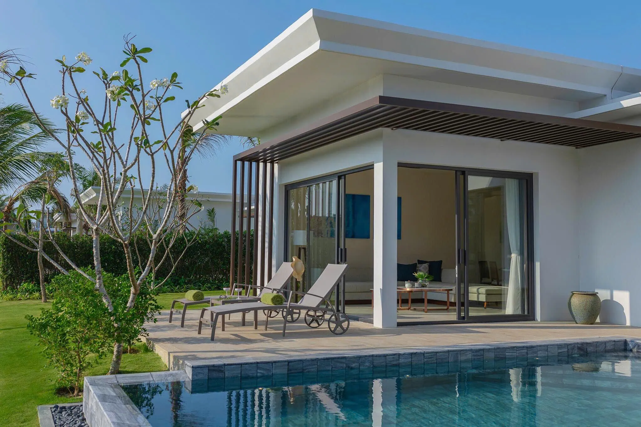 BIỆT THỰ BIỂN MELIA HỒ TRÀM 2PN - THIÊN ĐƯỜNG NGHỈ DƯỠNG 5 SAO BÊN BỜ BIỂN. For Sale villa in Xuyen Moc, Ho Chi Minh posted by Kim Trần Realty