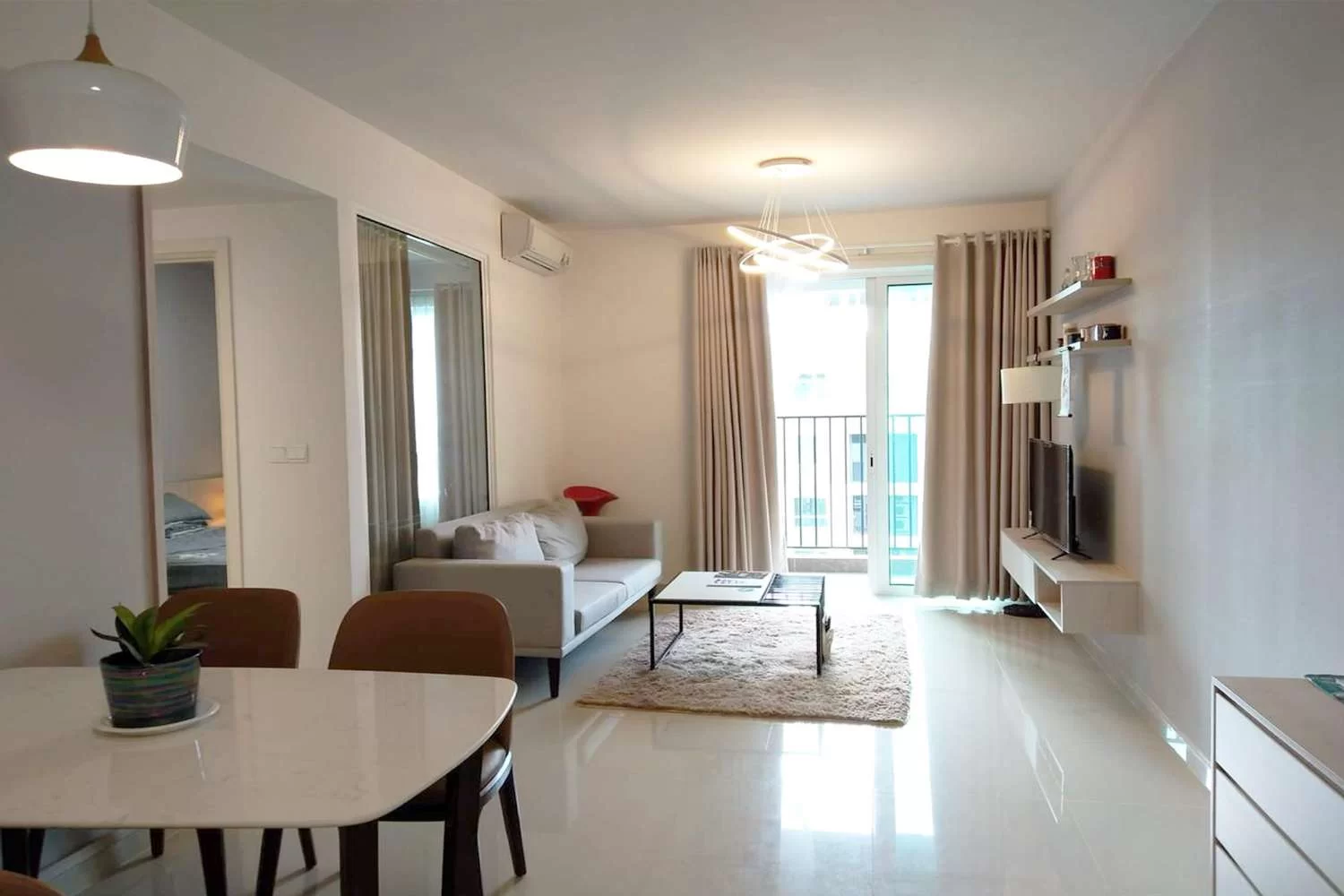 Căn hộ 1PN full nội thất Vista Verde. For Sale apartment in Cat Lai, Ho Chi Minh posted by HUTTONS AOD
