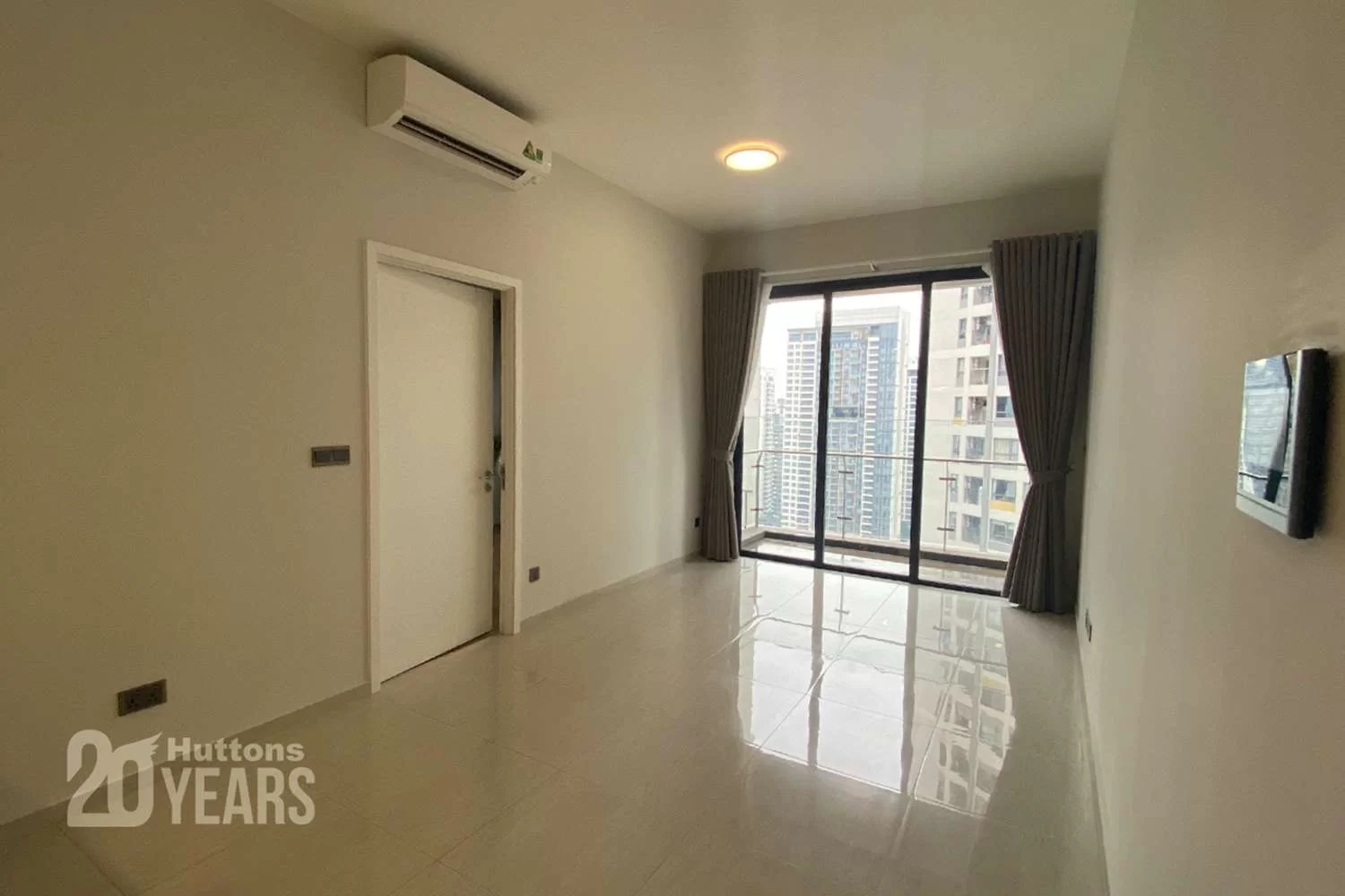 Căn hộ 3PN dự án Q2 Thao Dien. For Sale apartment in An Khanh, Ho Chi Minh posted by HUTTONS AOD