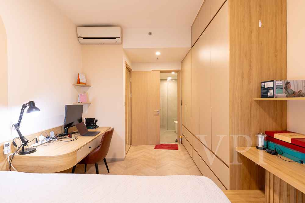 BÁN CĂN 2PN GÓC MASTERI CENTRE POINT 76M² – LAYOUT 2PN LỚN NHẤT – SỔ HỒNG – GIÁ 5,4 TỶ. For Sale apartment in Masteri Centre Point, Long Bình, Hồ Chí Minh posted by VPI Official. Hình 4