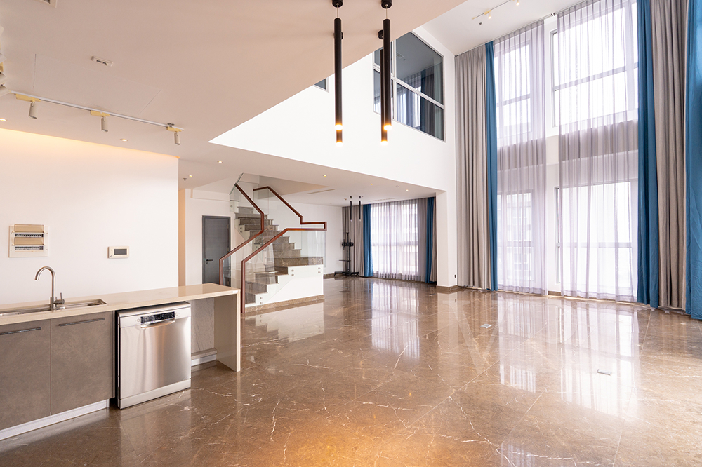 BÁN PENTHOUSE DUPLEX VINHOMES CENTRAL PARK 493,7M² – TRẦN CAO 7M – VIEW 270° SÔNG SÀI GÒN. Mua bán căn hộ tại Bình Thạnh, Hồ Chí Minh được đăng bởi VPI Official. Hình 2
