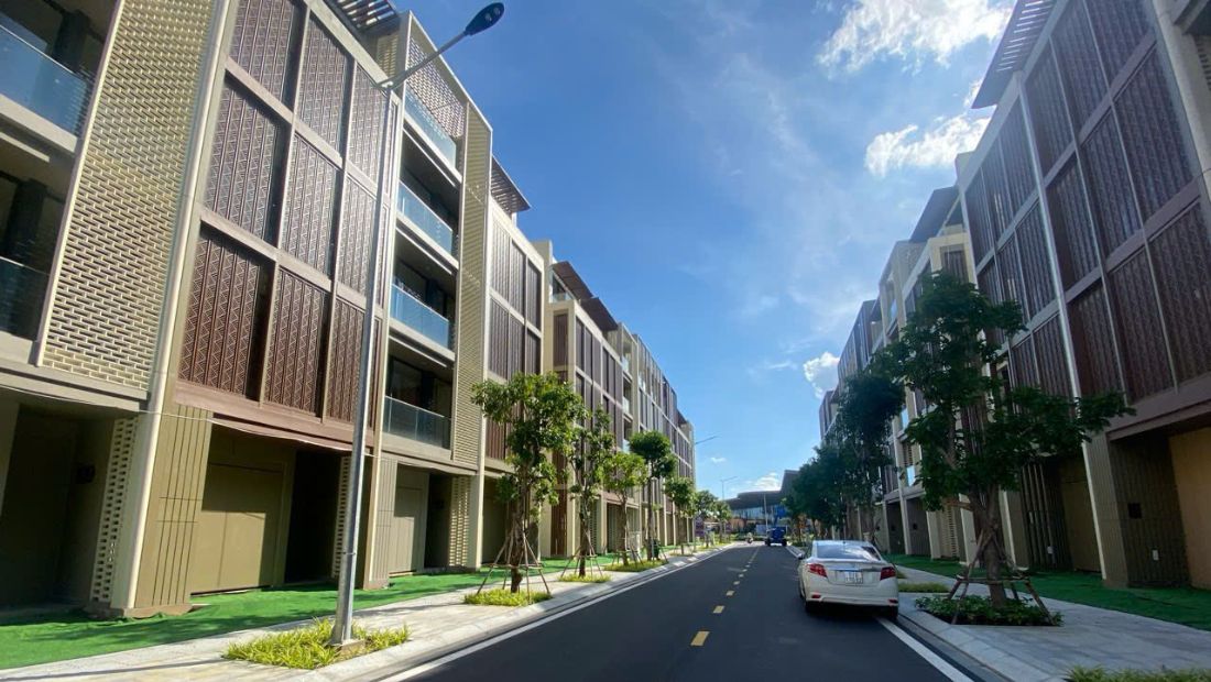 Bán Nhà Phố SOHO - Vị Trí Đắc Địa Gần Kề Khu Giáo Dục Quốc Tế. For Sale shophouse in Đỗ Xuân Hợp, Phường An Phú, Thủ Đức, Hồ Chí Minh posted by Nhật Hạ Realty. Hình 2