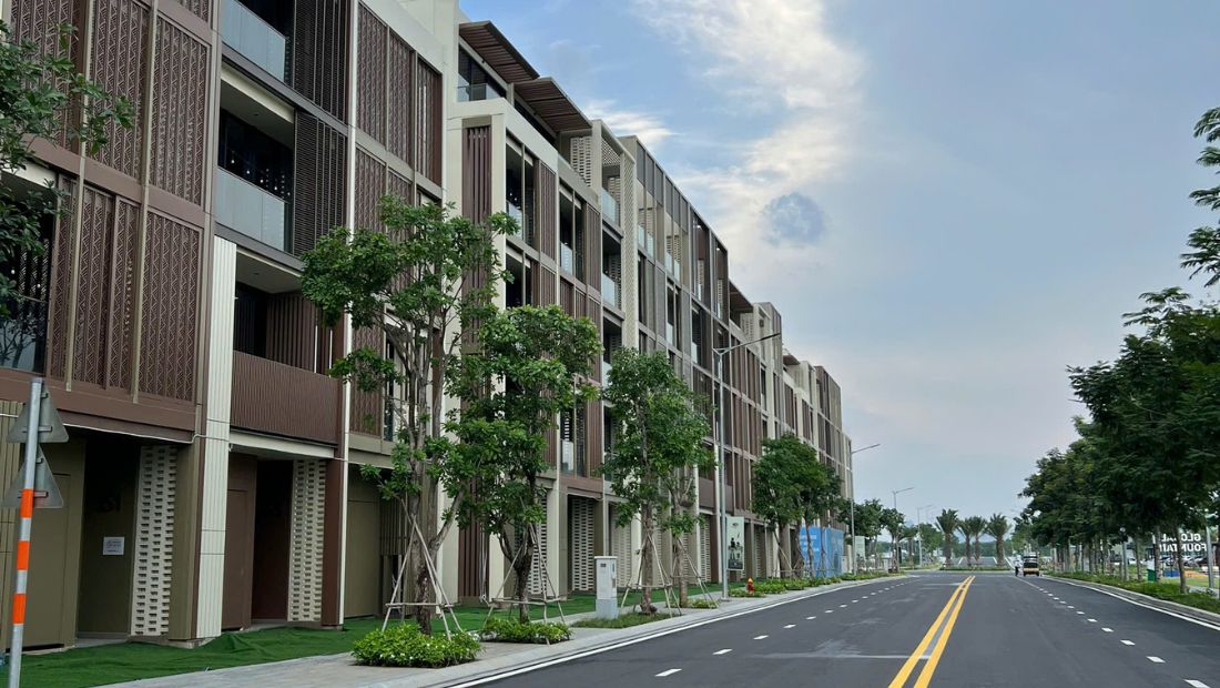 "Cần Thu Hồi Vốn - Nhà Phố SOHO Căn Góc Diện Tích Lớn, View Công Viên, Kinh Doanh Đắc Địa ". For Sale shophouse in Đỗ Xuân Hợp, Phường An Phú, Thủ Đức, Hồ Chí Minh posted by Nhật Hạ Realty. Hình 5