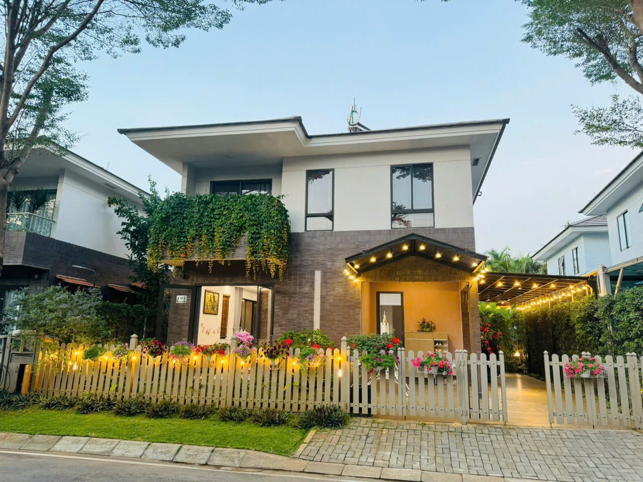 Cho Thuê Căn Hộ Akari -2PN Miễn phí PQL 2 năm đầu, chỉ 8 triệu/tháng. 임대 아파트 Võ Văn Kiệt, Phường An Lạc, Quận Bình Tân, Hồ Chí Minh에 위치 PKD True Value 등록